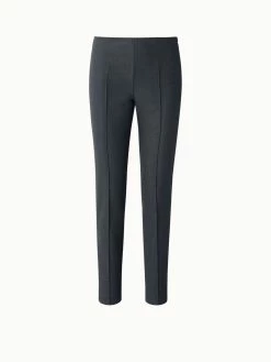 AKRIS Slim Wool Stretch Flannel Pants