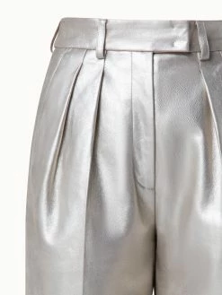 AKRIS Pearlized Lambskin Leather Bermuda Shorts -AKRIS sale 739335