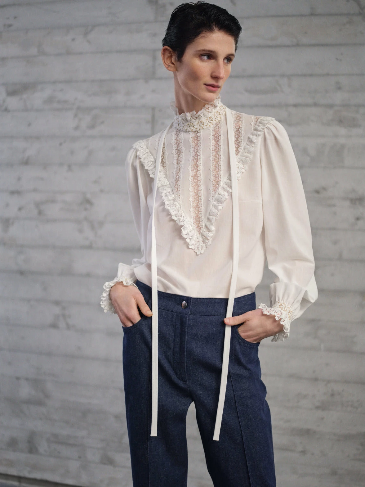 AKRIS Cotton Crêpe And Lace Blouse 2 AKRIS Cotton Crêpe And Lace Blouse - Image 2