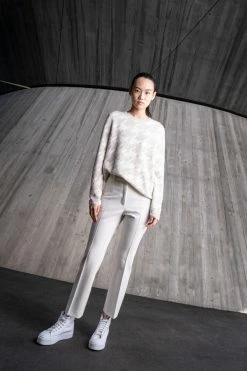 AKRIS Techno Wool Stretch Gabardine Cropped Pants